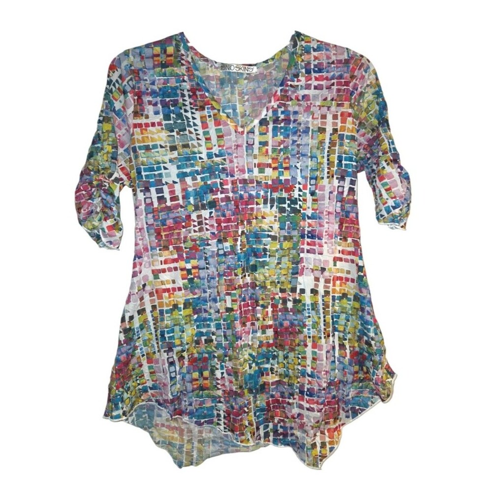 Sno Skins Multicolor Short Sleeve Asymmetrical Hem Blouse